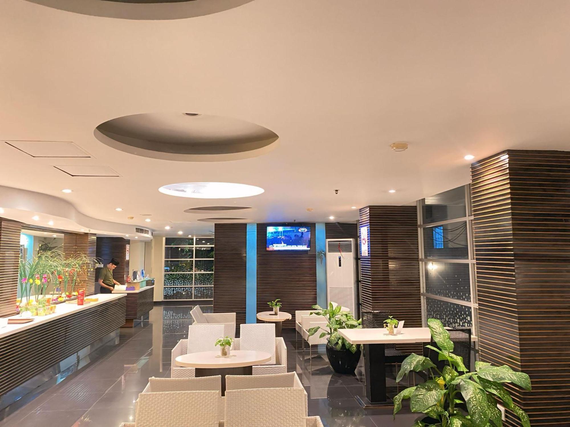 Studio One Thamrin Hotel Джакарта Экстерьер фото