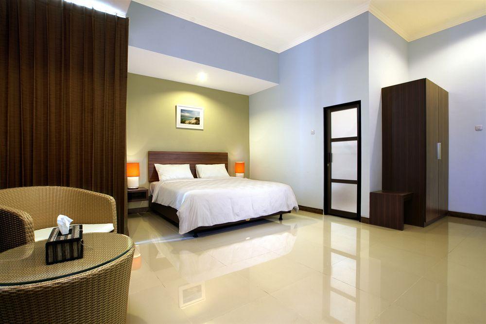 Studio One Thamrin Hotel Джакарта Экстерьер фото