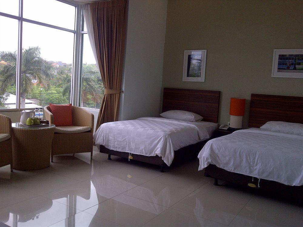 Studio One Thamrin Hotel Джакарта Экстерьер фото